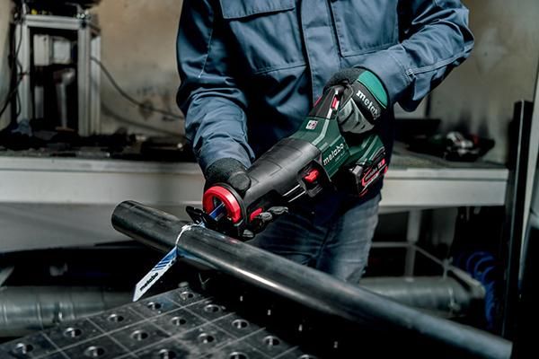 Akku-Säbelsäge solo SSEP 18 LT Metabo ohne Akku ohne Ladegerät metaBOX