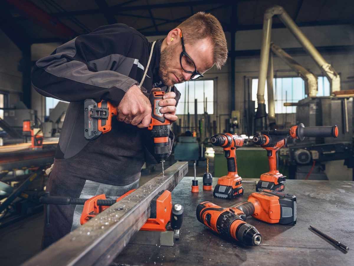 FEIN Vorteils-Combo Akku Akku MULTIMASTER AMM 500 & Akku-Bohrschrauber ASCM 18 Q