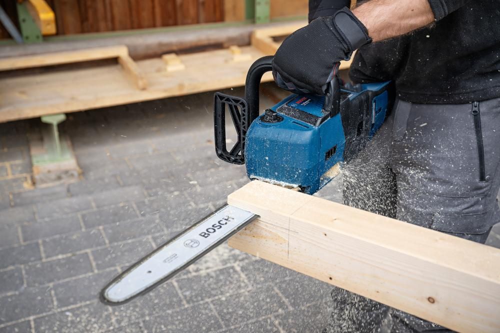Akku Kettensäge , solo GKE 18V-25 Bosch ohne Akku ohne Ladegerät Karton