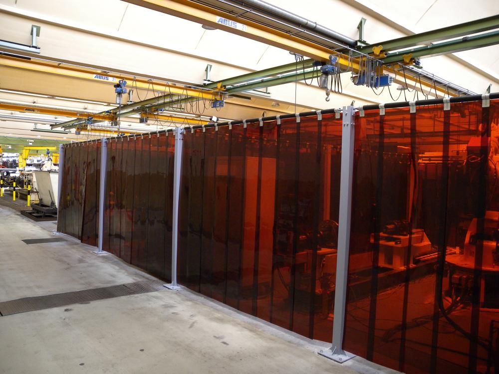 PVCSchweißerschutzlamellerotbraun (T50) DIN EN ISO 25980 300mm (B) x 2mm x 50m (L)
