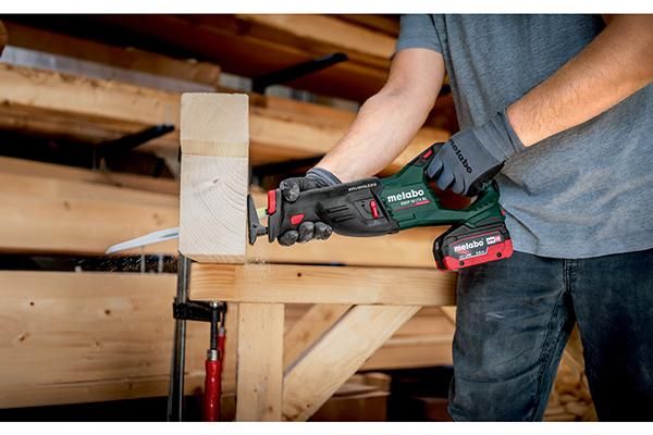 Akku-Säbelsäge solo SSEP 18 LT BL Metabo ohne Akku ohne Ladegerät metaBOX