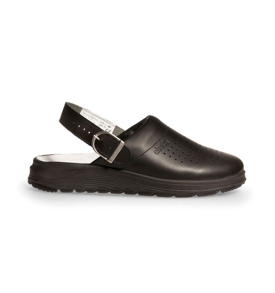 Active Clog schwarz perforiert mit Schnalle - 48