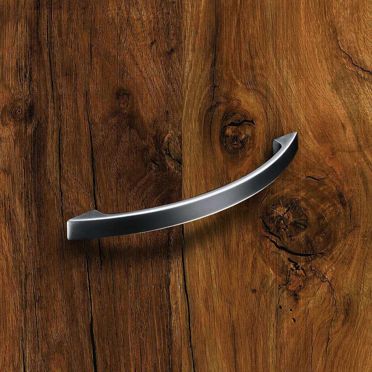 Griff Tolosa, Bohrabstand 96, L 126 mm, B 10 mm, H