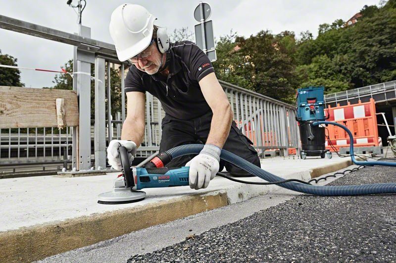 Bosch Betonschleifer GBR 15 CA