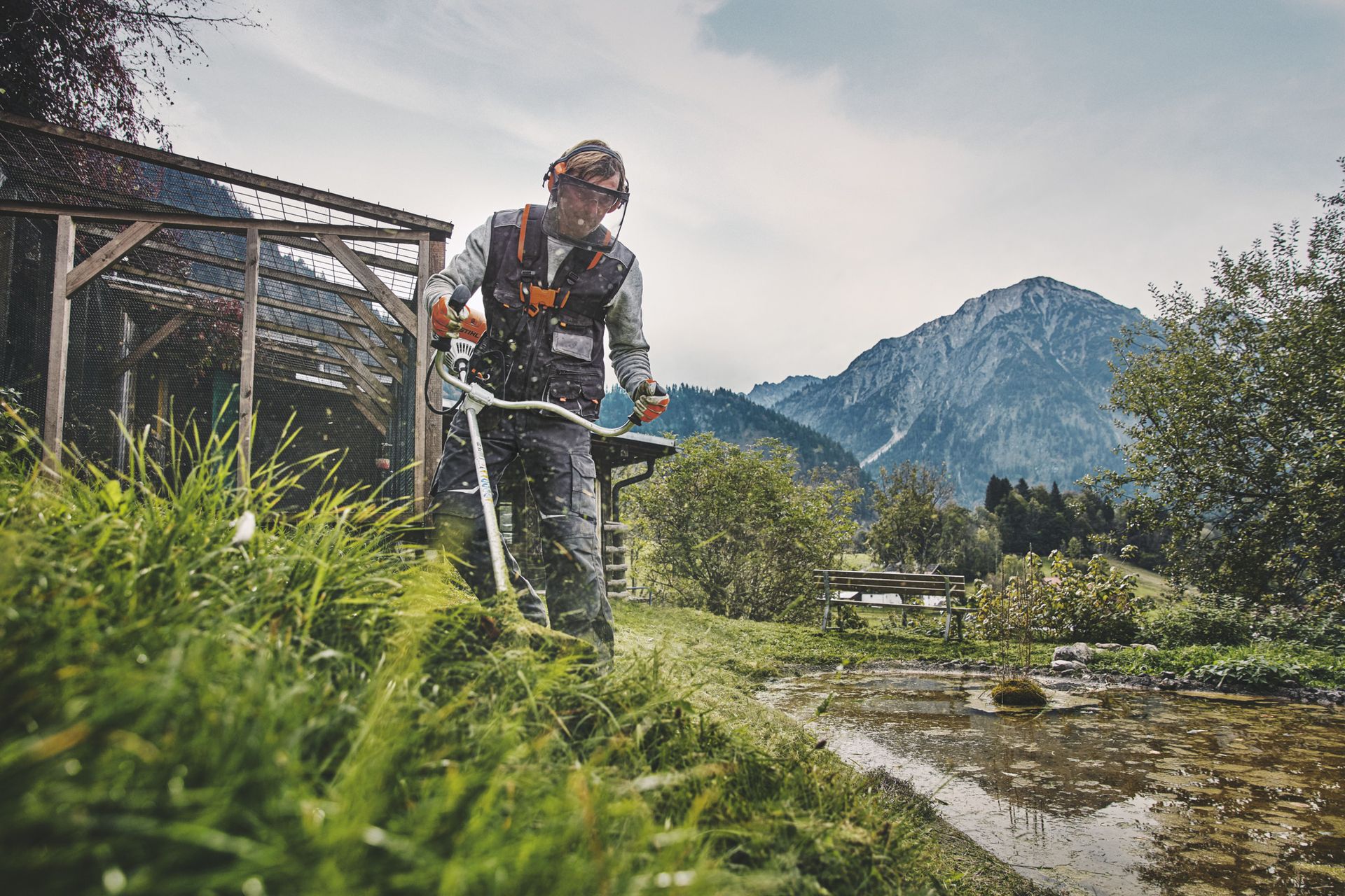 STIHL Benzin-Motorsense FS 131