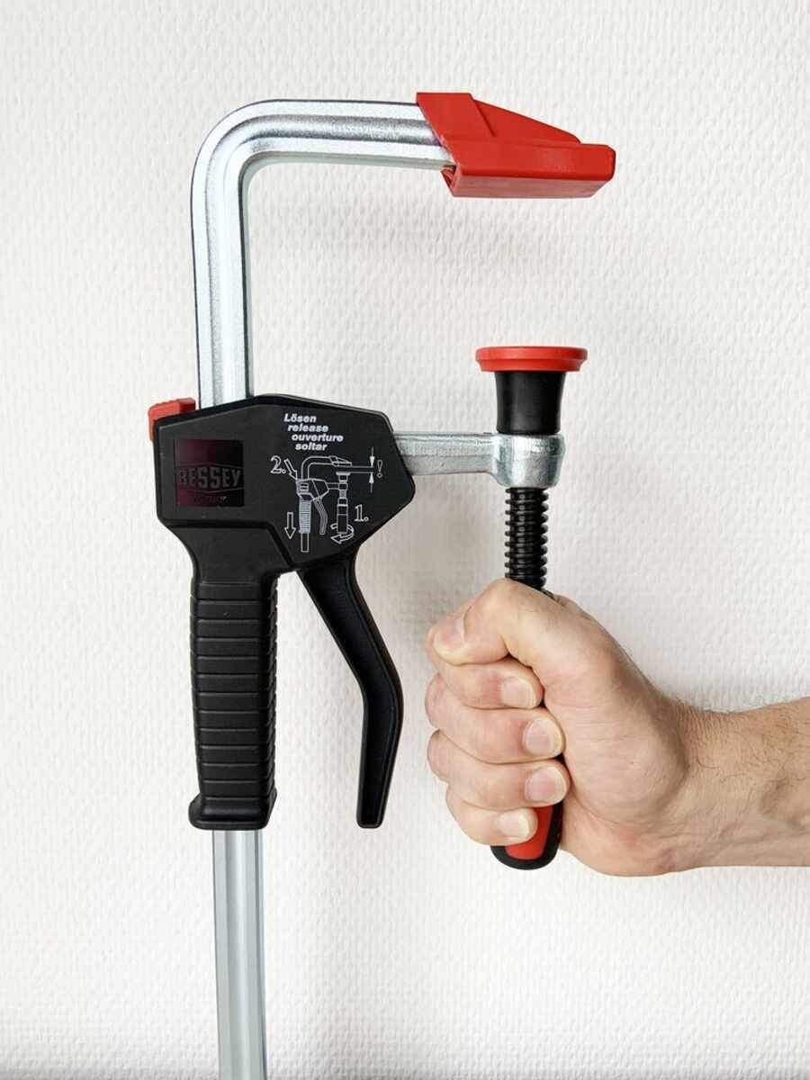 Einhandzwinge EHZ mit 2-Komponenten-Griff