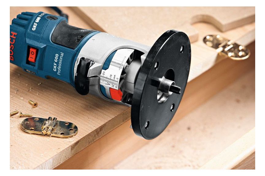 BOSCH Kantenfräse im Koffer
