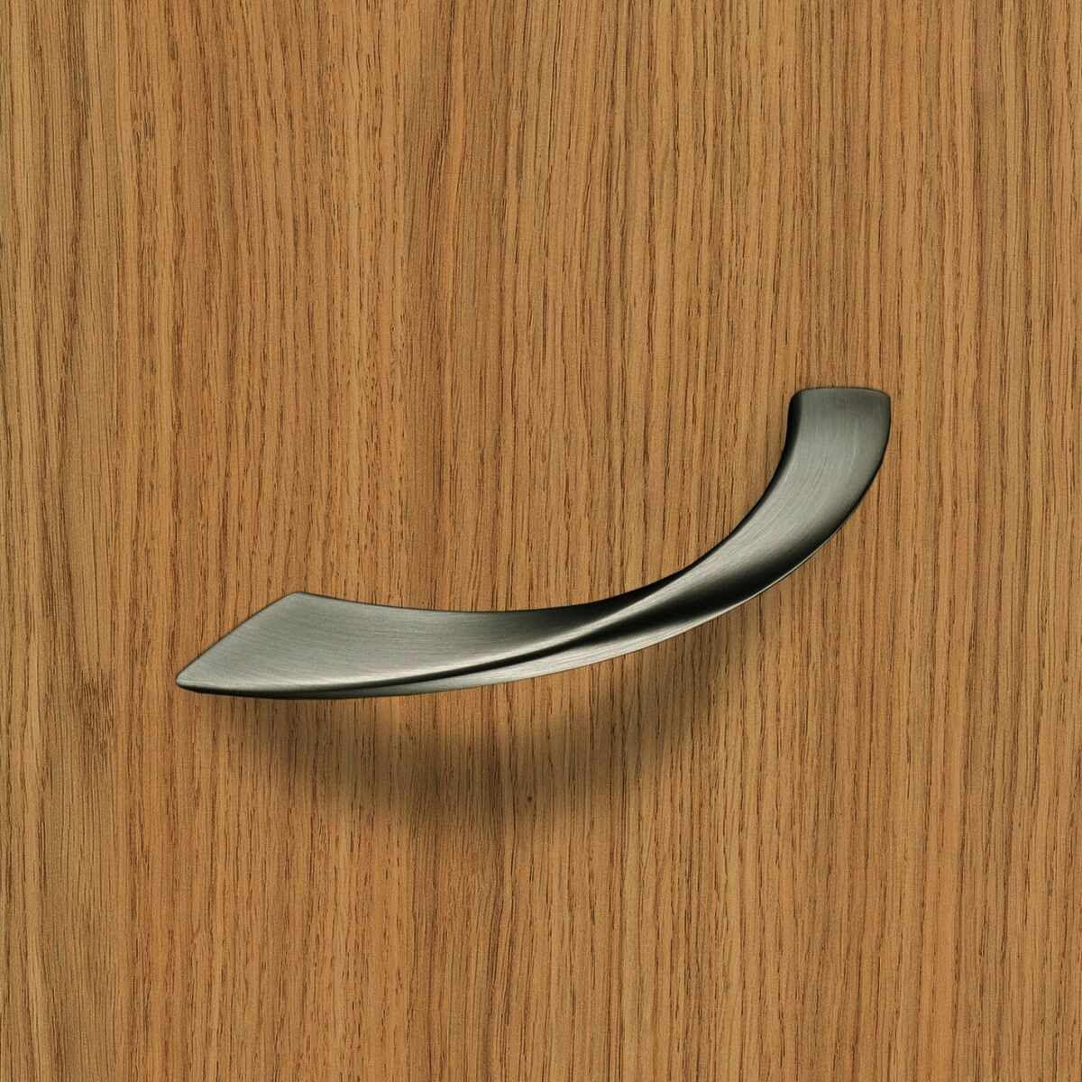 Griff Coria, Bohrabstand 128, L 151 mm, B 16 mm, H