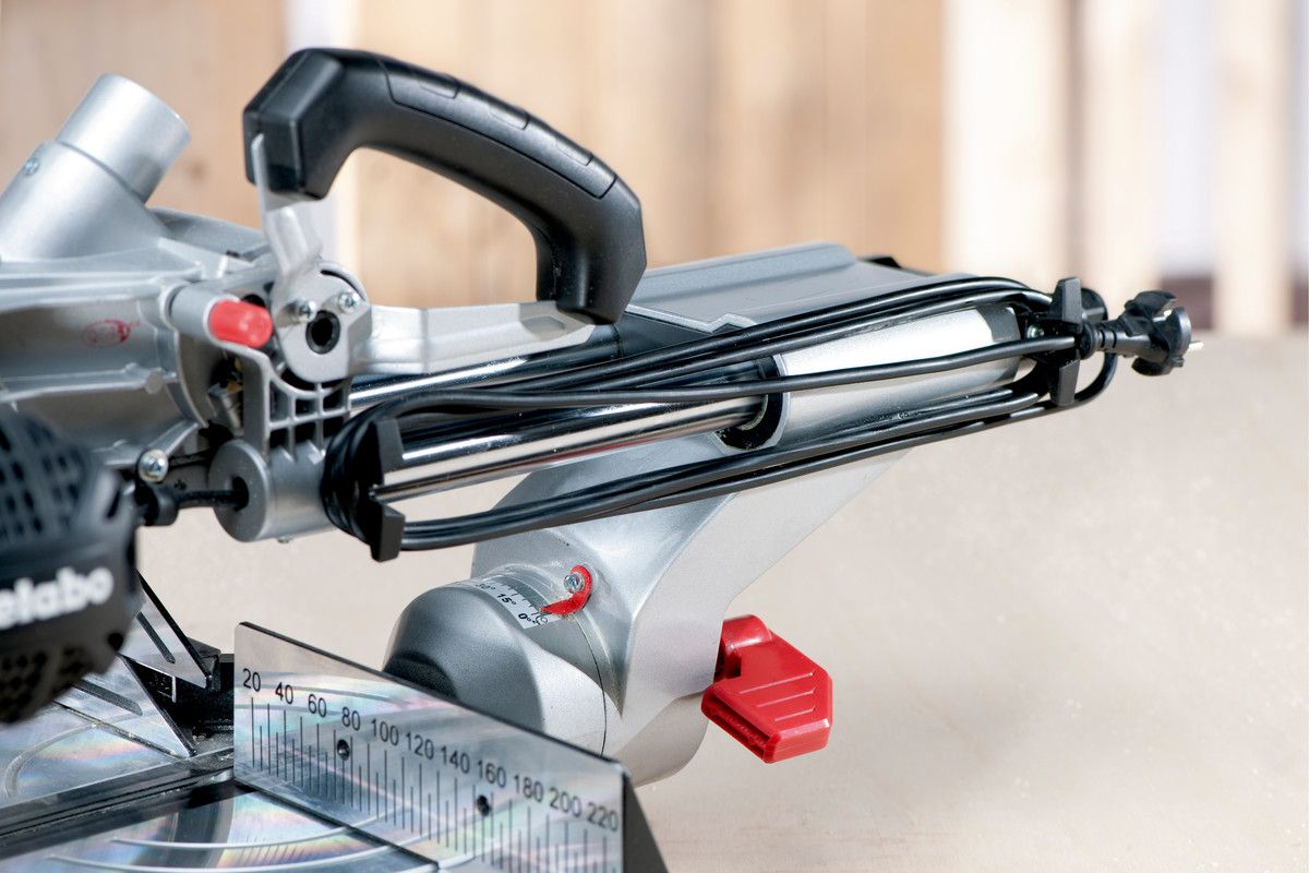 Kapp- und Gehrungssäge KGSV 216 M Metabo