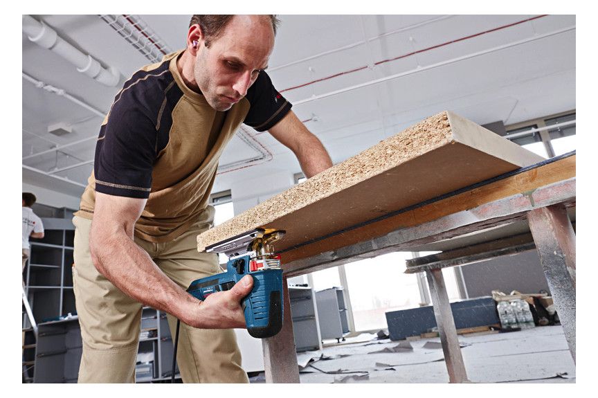 BOSCH Pendelstichsäge in L-Boxx