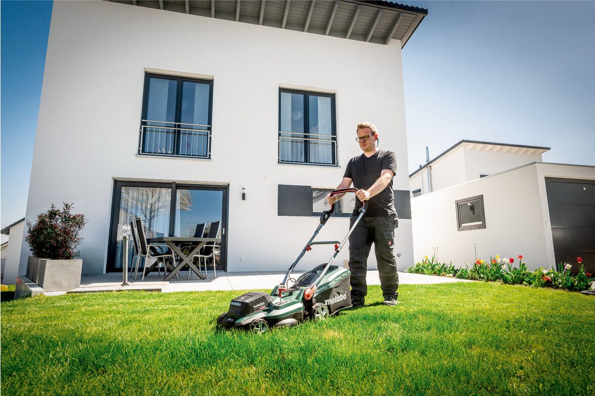 Akku-Rasenmäher solo RM 36-18 LTX BL 36 Metaboohne Akku ohne Ladegerät Karton
