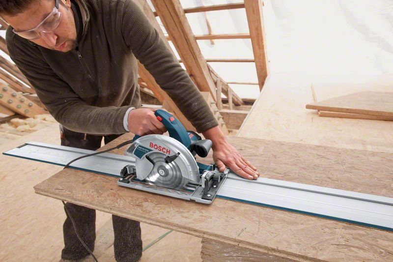 Bosch Handkreissäge GKS 65 GCE + FSN 1400