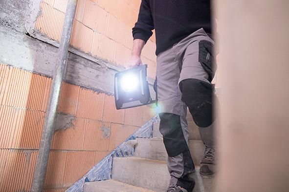 Akku-Arbeitsleuchte Multi Battery Hybrid 1550-6200Lumen ohne Akku Brennenstuhl