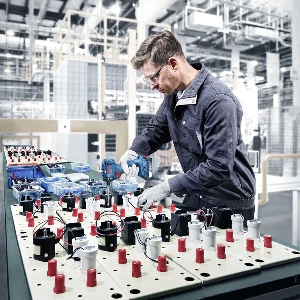 BOSCH Akku-Bohrschrauber