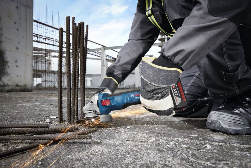 Bosch Akku-Winkelschleifer GWS 18V-11