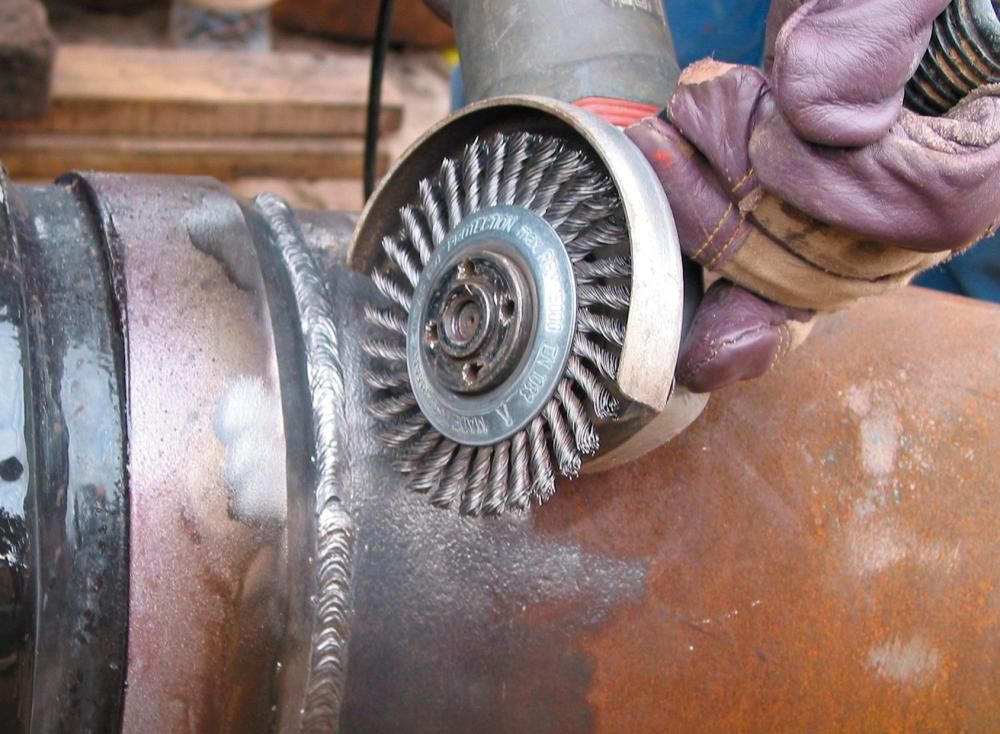 Pipelinebürste Stahldraht115x6mm gezopft 0,5mm Lessmann