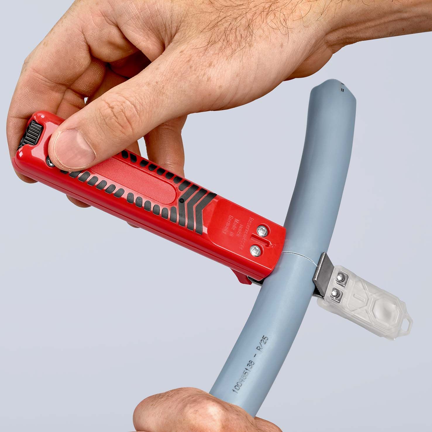 KNIPEX Abmantelungswerkzeug mit Schleppklinge schlagfestes