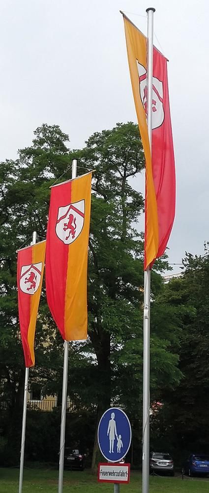 Aluminium-Fahnenmast zyl.D75 mm HüB 7,0 m, HI Alu-Bodenhülse