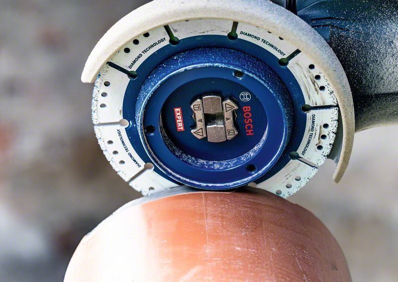 Bosch EXPERT Diamant-Rohrtrennscheibe X-LOCK