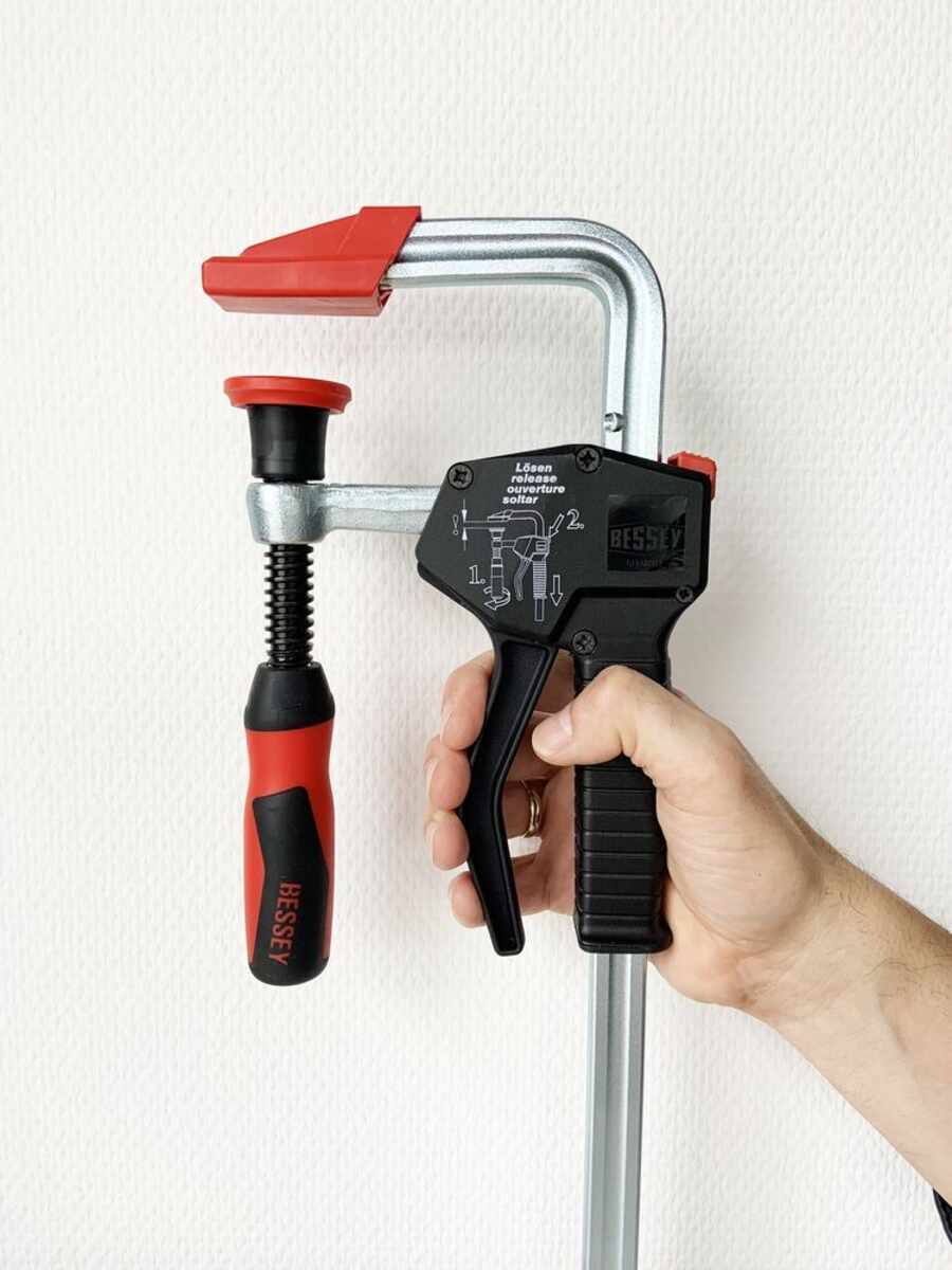 Einhandzwinge EHZ mit 2-Komponenten-Griff