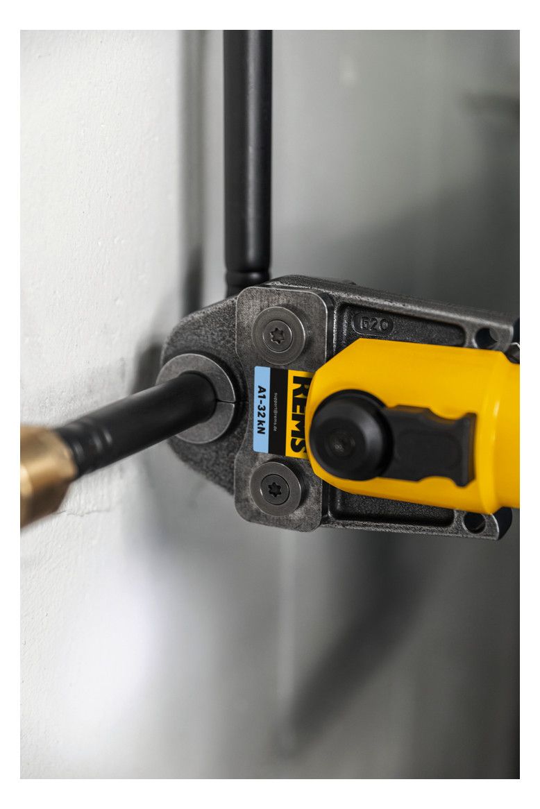 REMS Akku-Hybrid-Radialpresse im Koffer