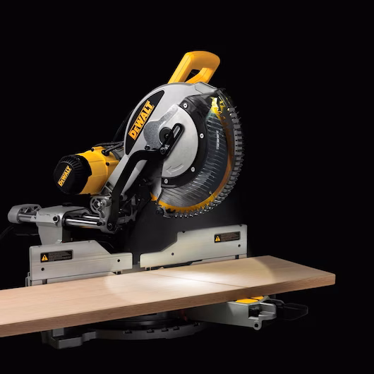 DeWalt Paneelsäge 305 mm