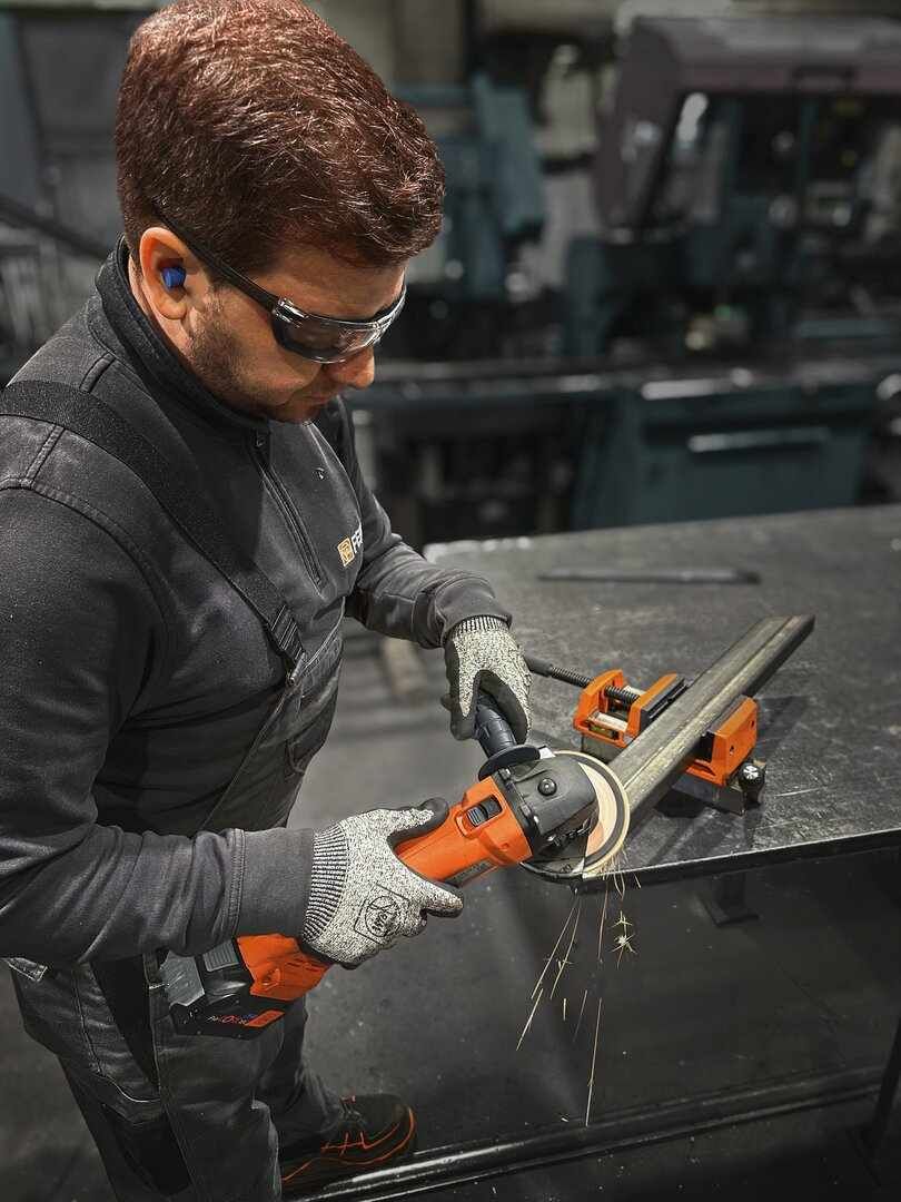 FEIN Akku-Winkelschleifer Ø 125 mm CCG 18-125-12 AS