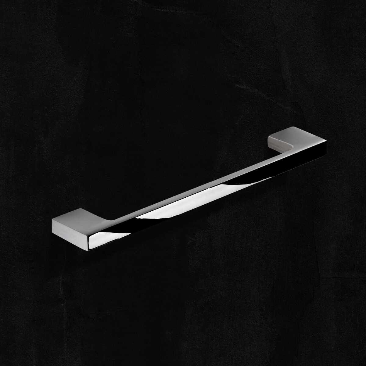 Griff Belluno, Bohrabstand 96, L 130 mm, B 9 mm, H