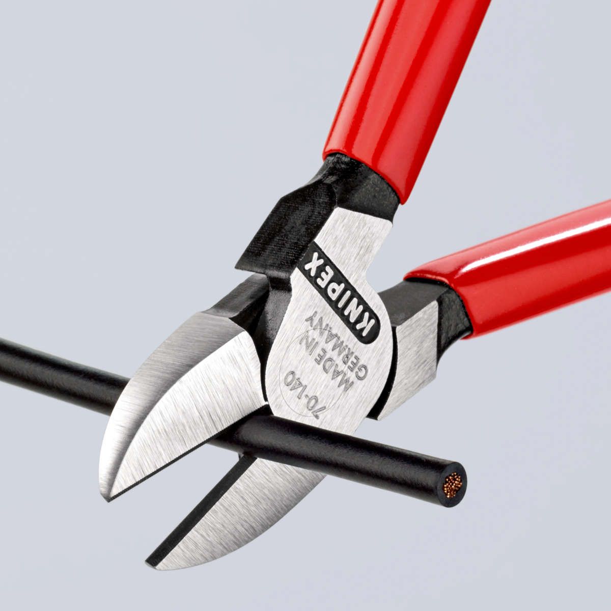 KNIPEX 70 01 140 Seitenschneider mit Kunststoff überzogen schwarz atramentiert 140 mm