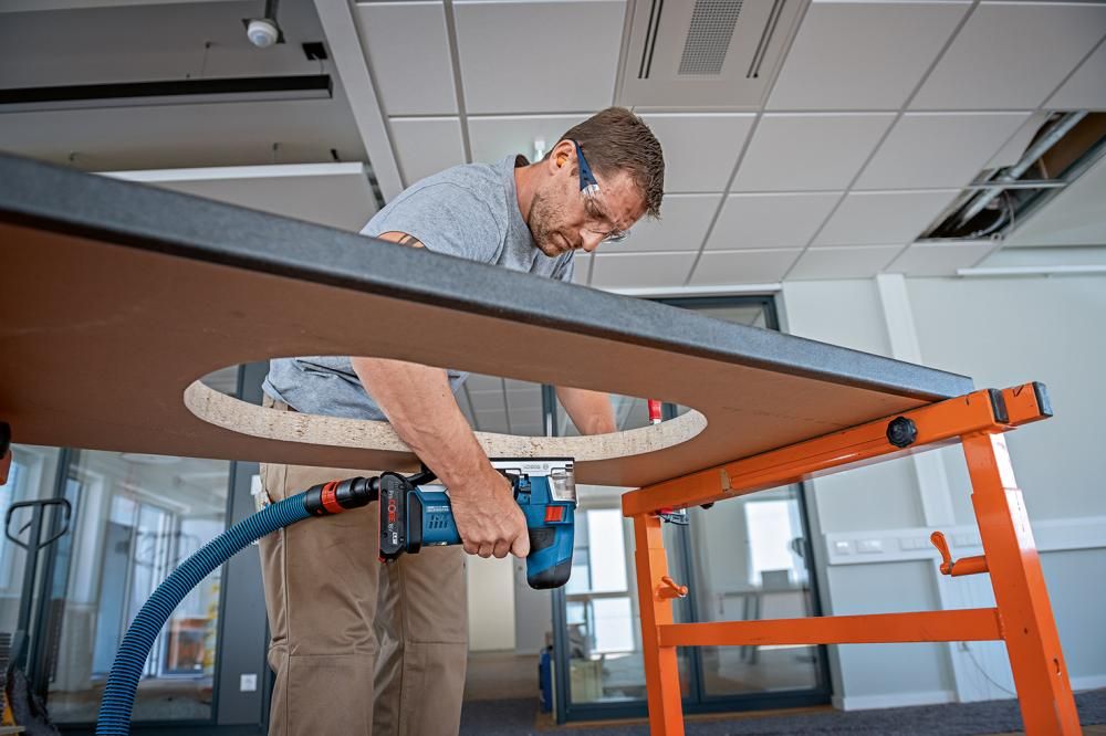Akku-Stichsäge solo GST 18V-155 SC Bosch ohne Akku ohne Ladegerät L-Boxx