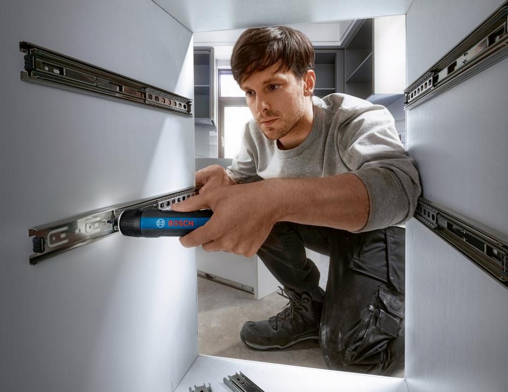 Akku Schrauber Go Professional Bosch 9-tlg. Zubehör, Ladekabel