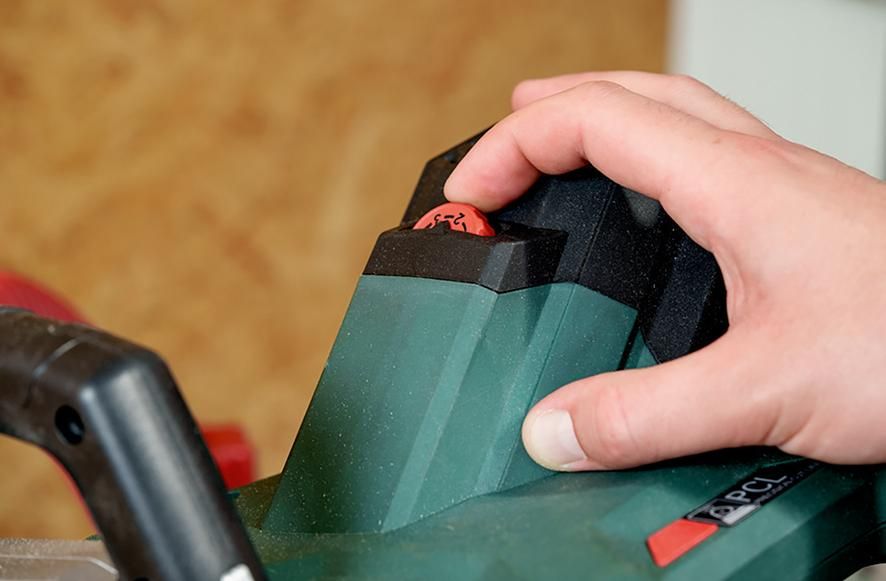 Kapp- und Gehrungssäge KGSV 254 MC Metabo Karton
