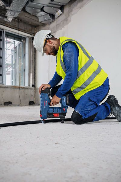 Bosch Akku-Nagler GNB 18V-40