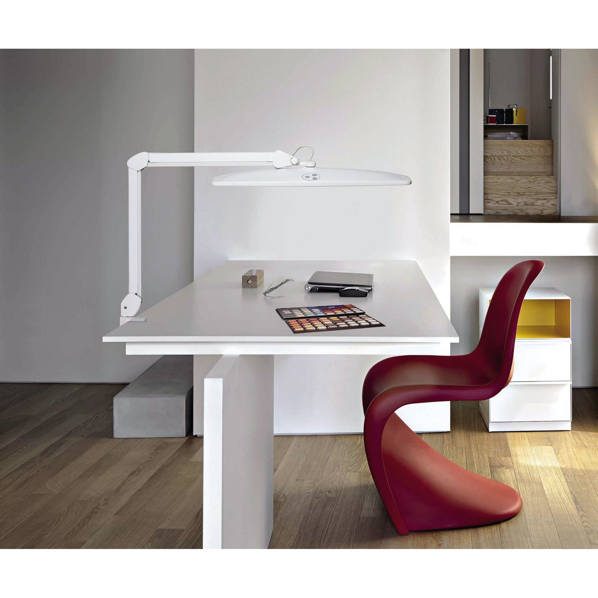 Arbeitsplatzleuchte MAULexplore LED dimmbar ws