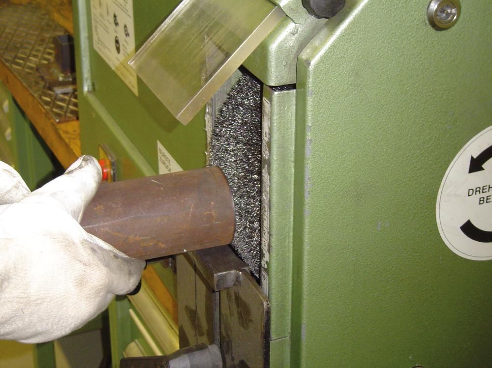 Rundbürste Stahldraht 125x21/23mm,gewellt 0,3mmLessmann