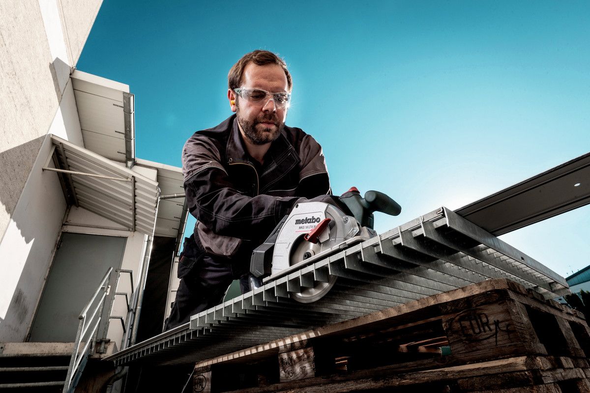 Akku-Metallkreissäge soloMKS 18 LTX 58 Metabo ohne Akku ohne Ladegerät metaBOX