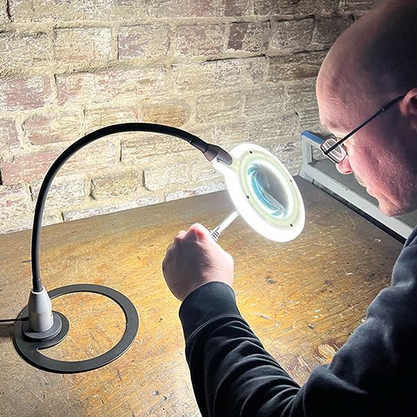 LED-Leuchtenlupe Slim