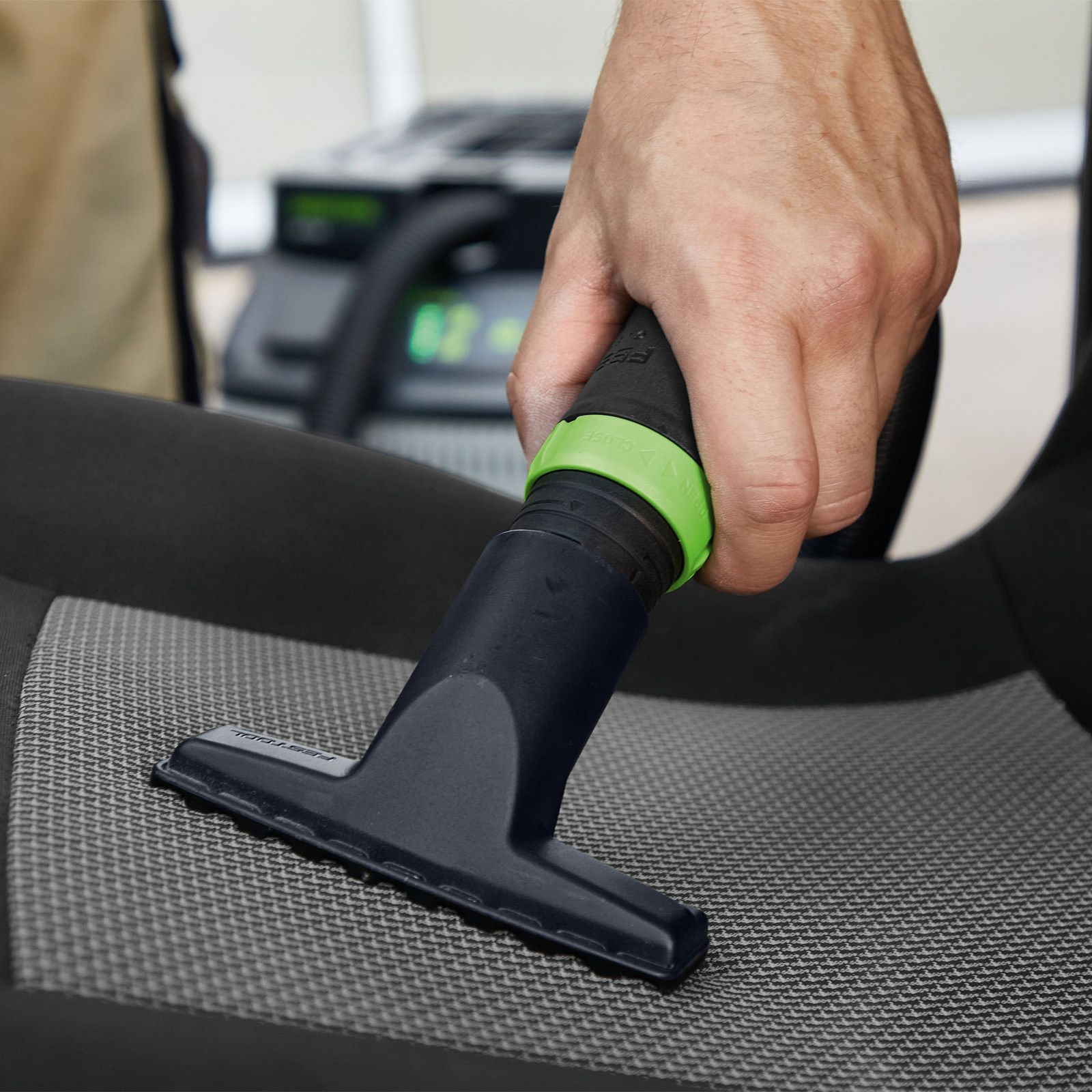 FESTOOL Absaugmobil mit Gerätesteckdose
