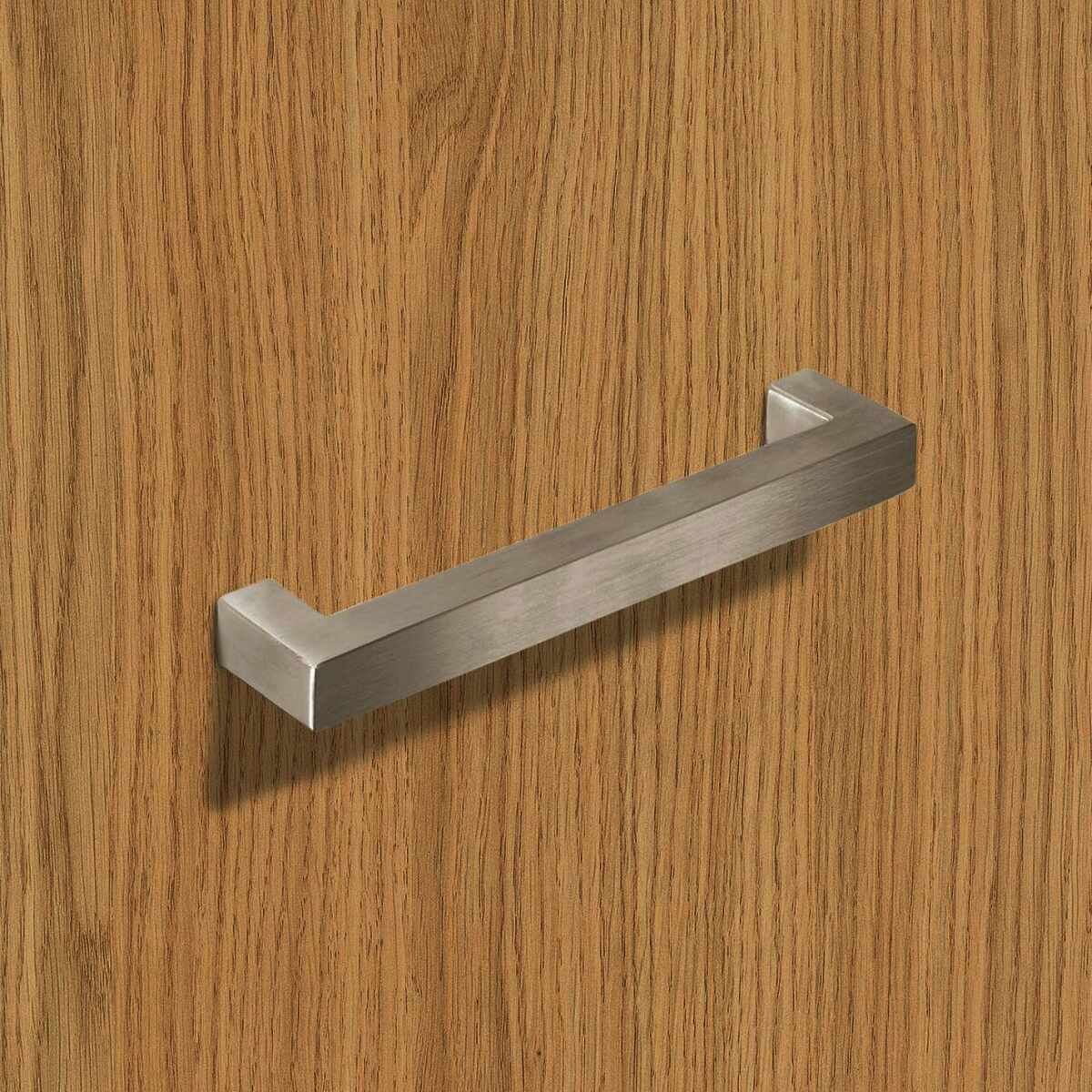 Griff Aosta, Bohrabstand 256, L 272 mm, B 16 mm, H