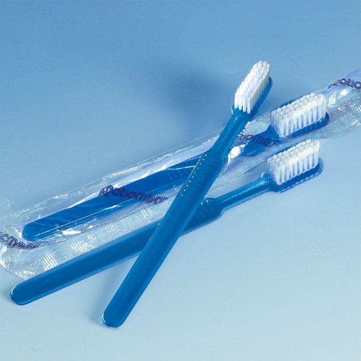Einmal-Zahnbürsten ratiomedmit Paste, blau (100 Stck.)UK = 10 Pack