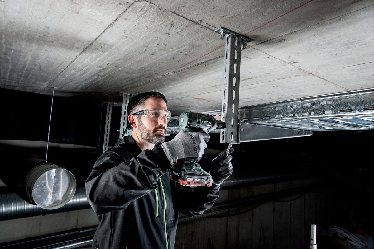 Akku-Schlagschrauber soloSSW 18 LTX 300 BL Metabo ohne Akku ohne Ladegerät metaBOX