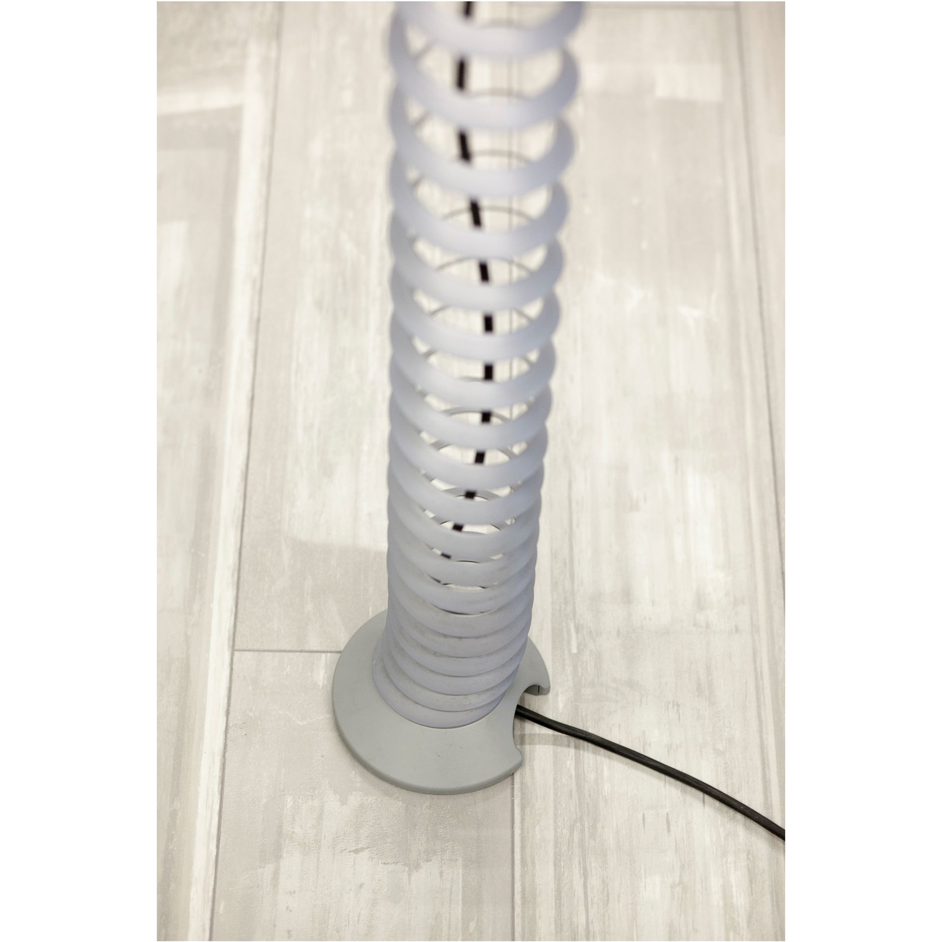 Kabelführung 70-130cm Durchmesser 9cm silber