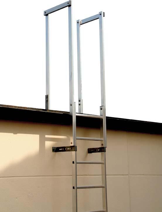 Ausstigsholm mit Geländeransatz, L 1600mm Alu eloxiert