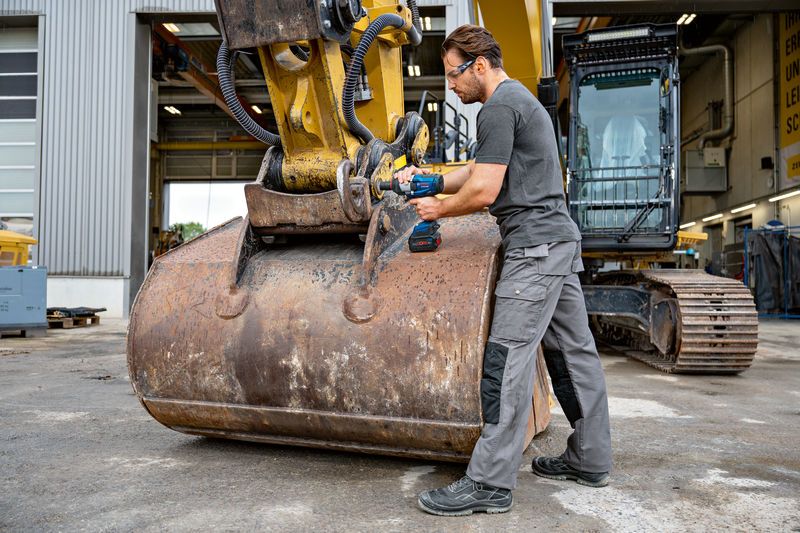 Bosch Akku-Drehschlagschrauber GDS 18V-1600 HC