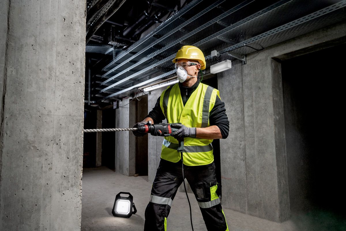 Akku-Baustrahler solo BSA 18 LED 10000 Metabo ohne Akku ohne Ladegerät Karton