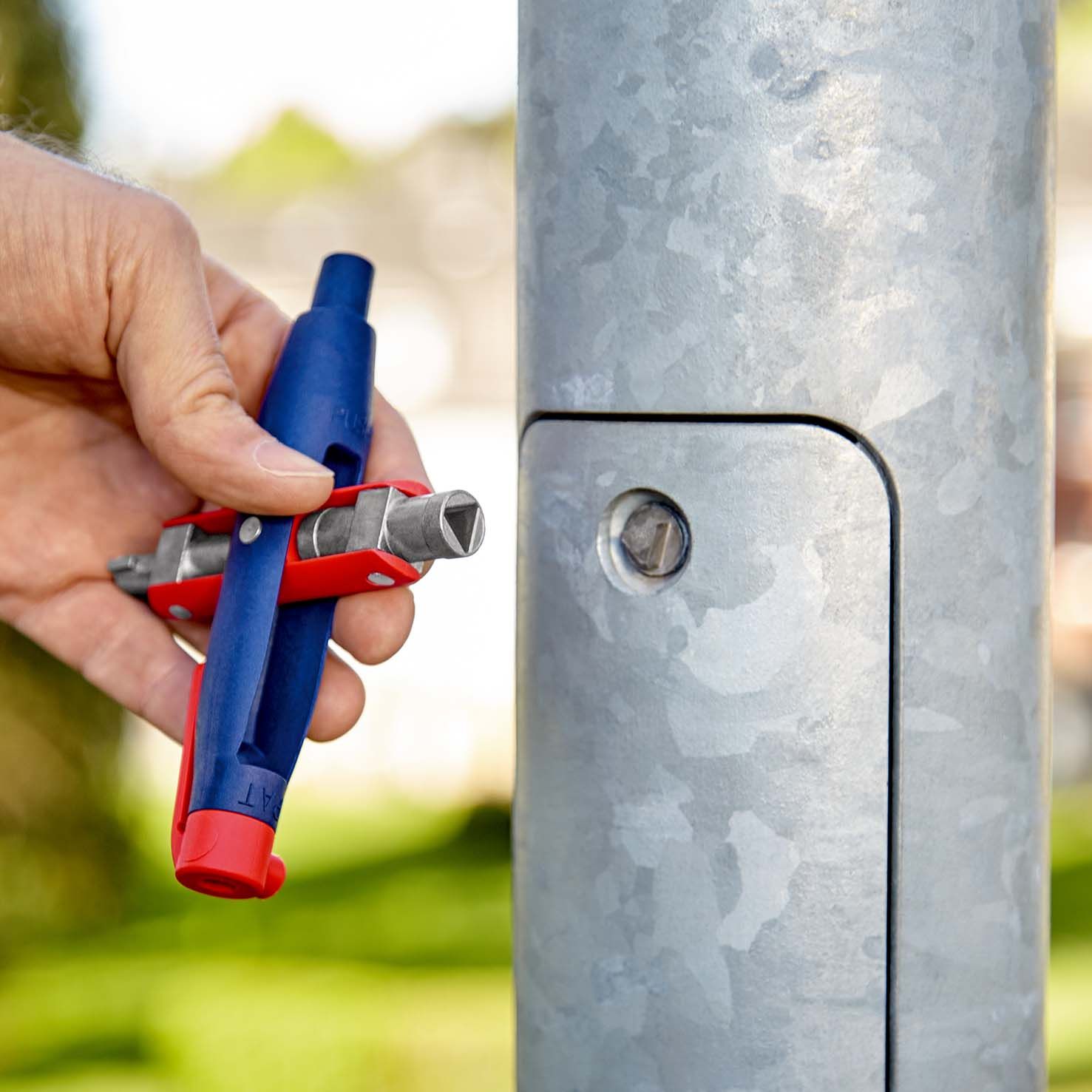 KNIPEX Stiftschaltschrankschlüssel der Standard