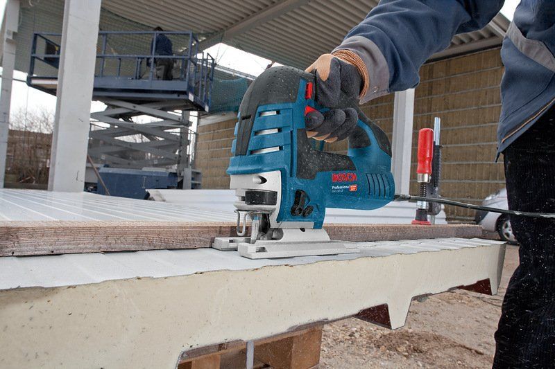 Bosch Stichsäge GST 150 CE