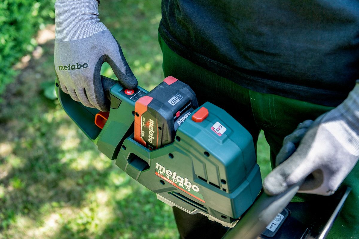 Akku-Heckenschere solo HS 18 LTX BL 55 Metabo ohne Akku ohne Ladegerät Karton