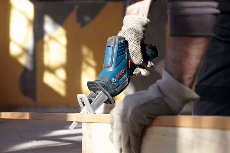 Bosch Akku-Säbelsäge GSA 12V-14