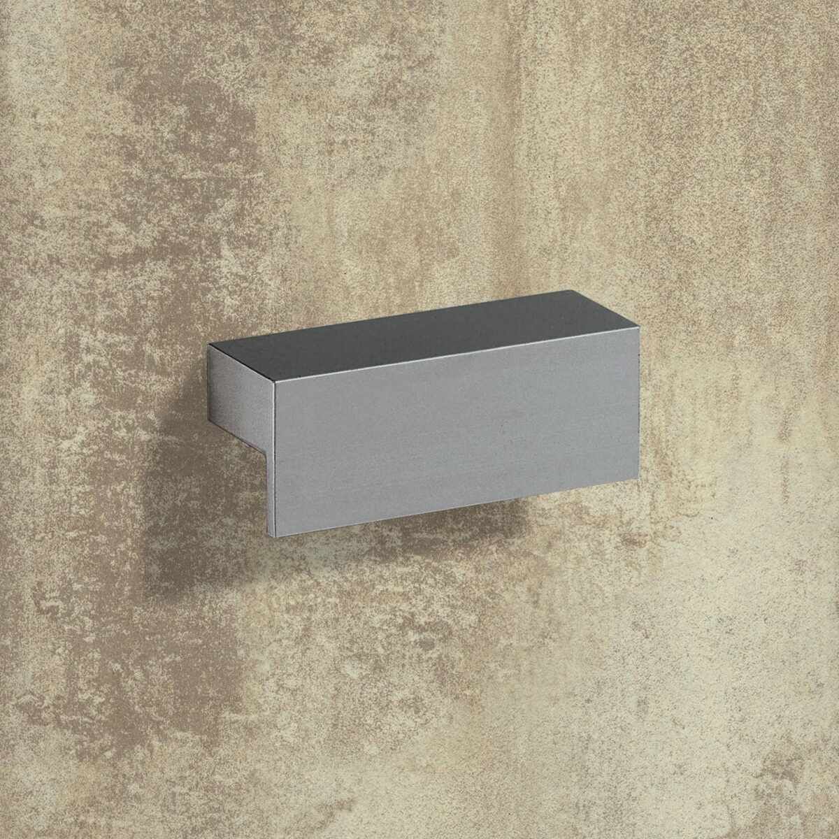 Griff Trani, Bohrabstand 64, L 84 mm, B 26 mm, H 1